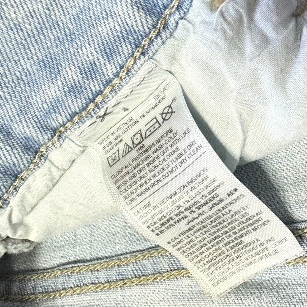 Old Navy Size 4 Boyfriend shorts black, light wash, white wash, med denim shorts - Picture 5 of 9